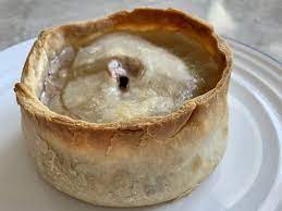 photo of greyish, rubbery-looking Scotch pie